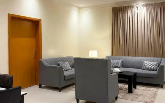 Taj Al Hamra Hotel