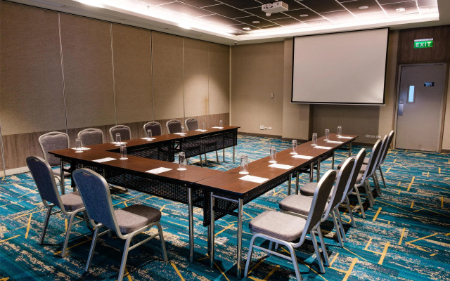Park Inn By Radisson Bacolod