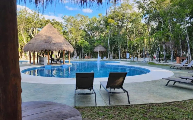 Hermoso condominio con alberca en Puerto Morelos
