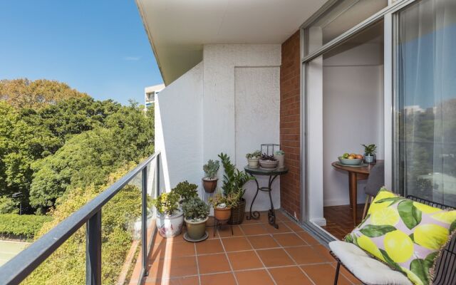 One Bedder Close To Potts Point And Sydney Cbd