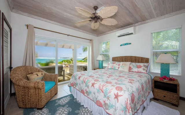 Caribbean Dream: Luxurious Villa With Private Beach Access
