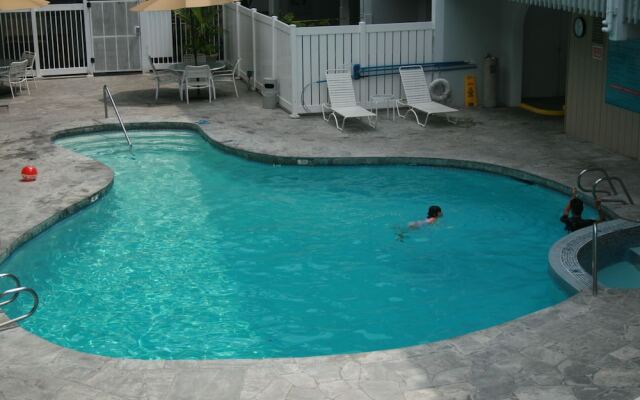 Kona Bali Kai 223 - Oceanfront 2 Bedroom Condo by RedAwning