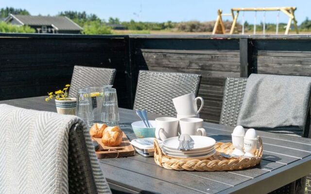 "Genadij" - 900m from the sea in NW Jutland