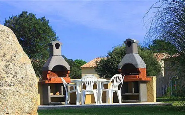 Residence Fiori Di Cala Rossa