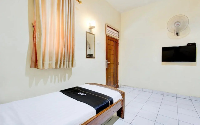 Collection O Stasiun Pekalongan Near Stasiun Kereta Api Formerly Hotel Indah