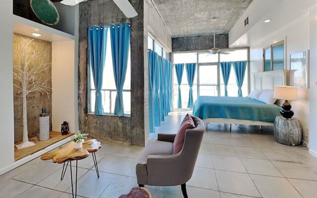 An Oceanfront Experience