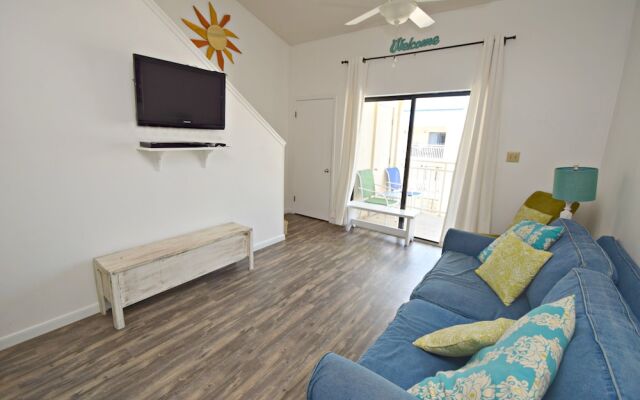 Sugar Beach 364 by RedAwning