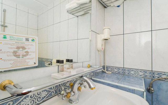 Hotel Imparatul Romanilor