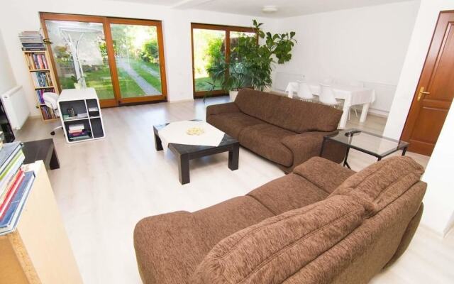 Continental Boutique Rooms