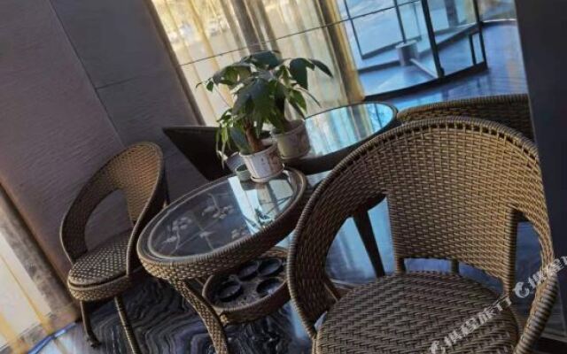 Hongjing Hotel