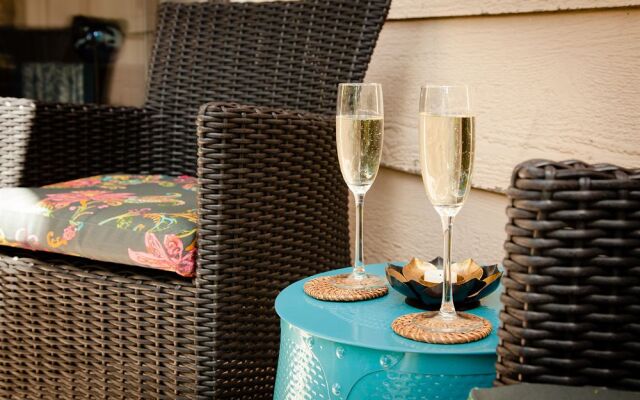 Sheridan House Inn - Adult Only