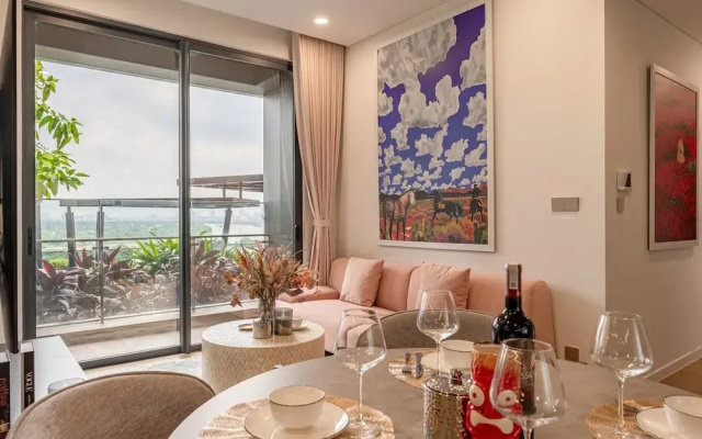 Lumiere Riverside - Luxury Condo District 2