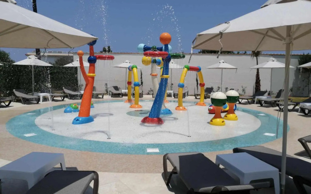 Senseana Sea Side Resort & Aquadventure - All Inclusive
