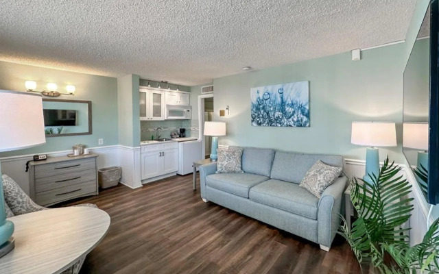 Thunderbird Beach Resort