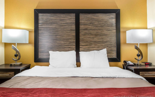 Quality Inn & Suites Montgomery East Carmichael Rd