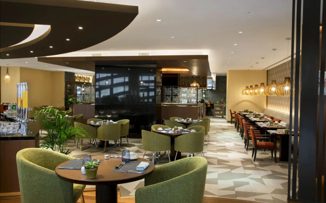 Pearl Rotana Hotel Capital Centre