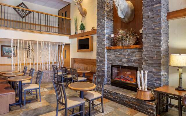 Comfort Inn at Thousand Hills