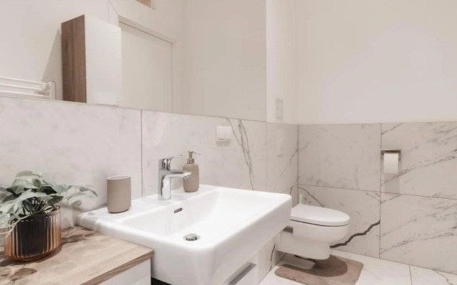 Cozy Apartment With Private Garden