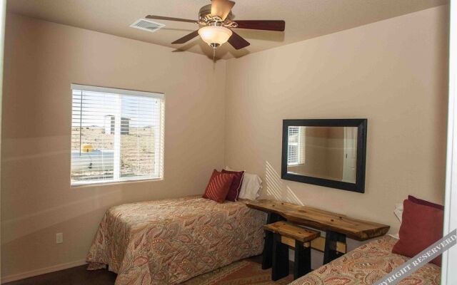 Horse Shoe Court Vacation Rental