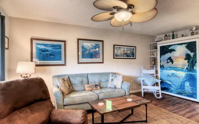 Courtyard #223 Condo