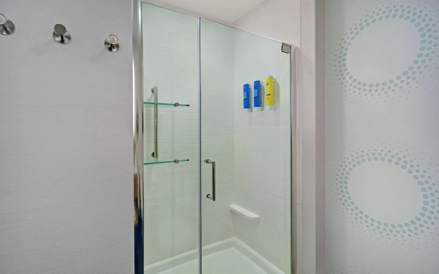 Tru By Hilton Gaylord, MI