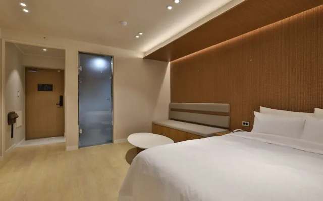 Gridt Hotel