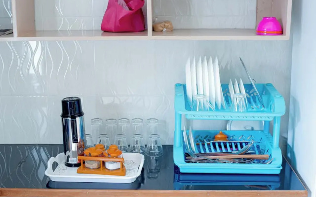 L &j modern backpackers BnB