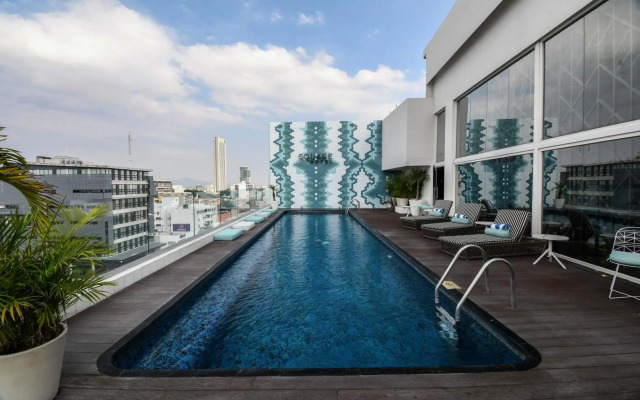 Square Small Luxury Hotel - Providencia