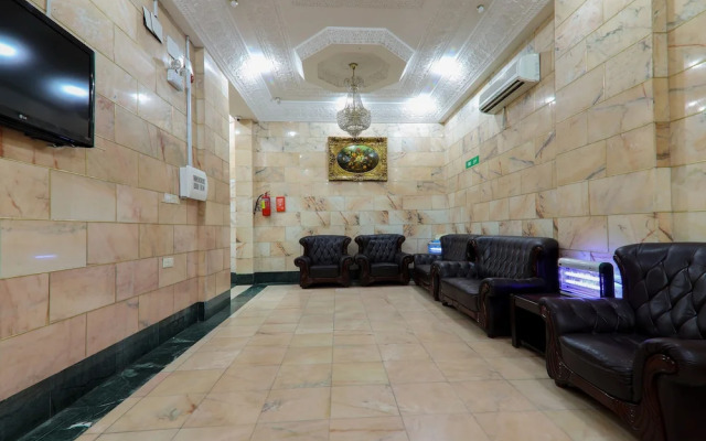 Oyo 163 Al Sadarh Furnished Units