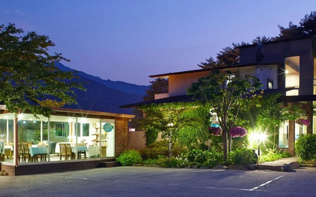 Yangyang Denver House Pension