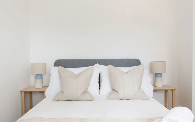 Stylish 2 Bed City Stay