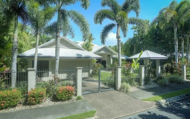Tranquility By The Course Port Douglas