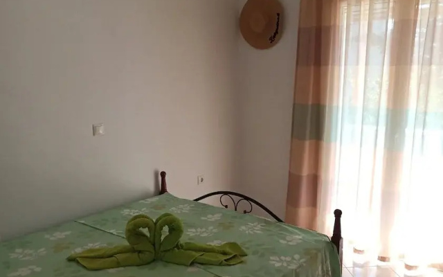 Julia Holiday Apartments
