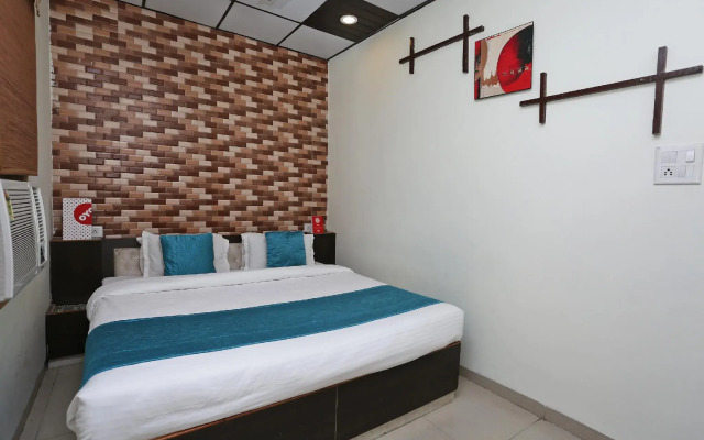 Oyo 8394 Hotel Sp Klassic