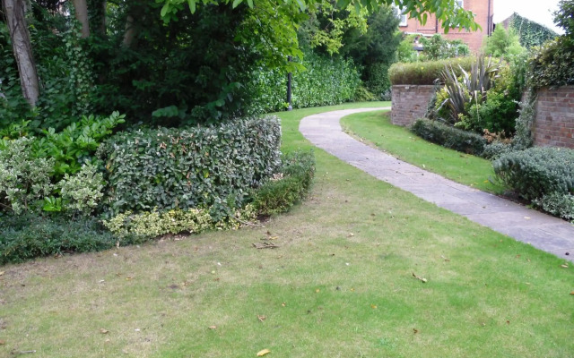 Mandolay Hotel Guildford