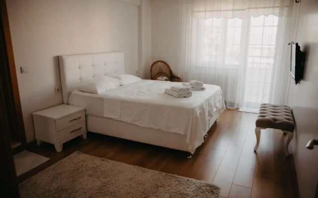 Stylish House Near Sapanca Lake With Private Pool