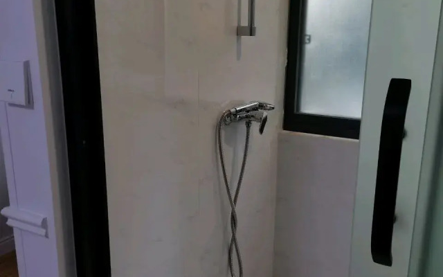 Huadu Hostel