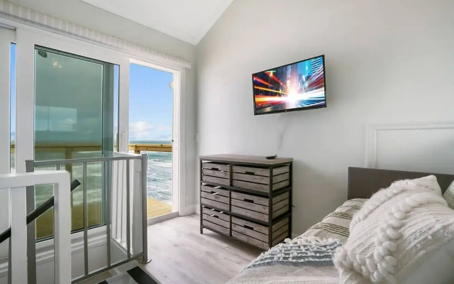 Oceanfront Blissful Sunrises Beach Gear BBQ