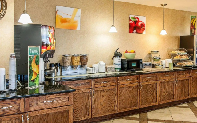 Quality Inn South Bend