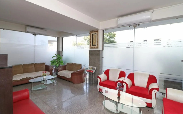 FabHotel Casa 31 by OYO