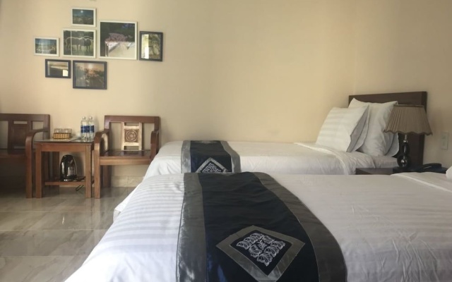 Aloha Binh Tien – Guest Rooms – Binh Tien