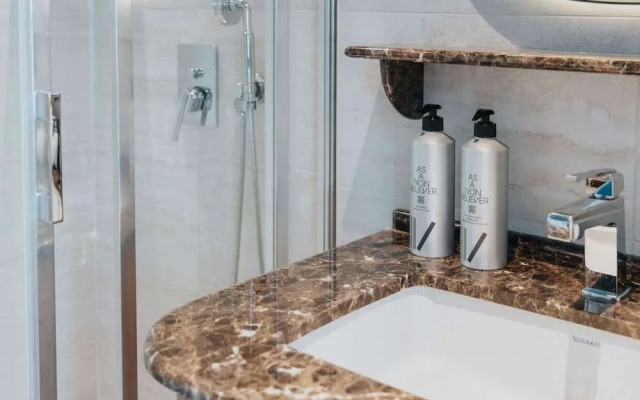 1.75 Paris La Trêve