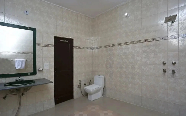 Homeystay Comfort By OYO Rooms