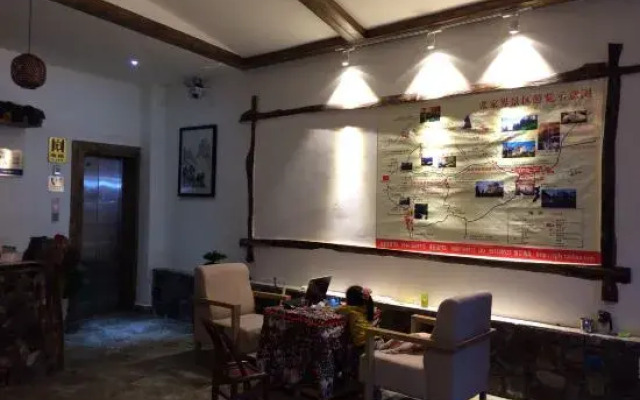 Zhangjiajie Potato Inn Baofeng Branch