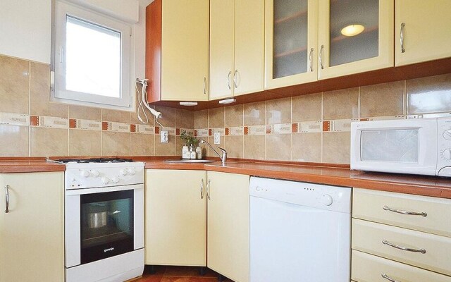 Beautiful Home in Kanfanar With Wifi and 2 Bedrooms