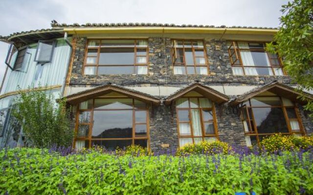 Puzhehei Mingsu · Mountain View Sunset Hotel (Puzhehei Scenic Area Qinglongshan Branch)