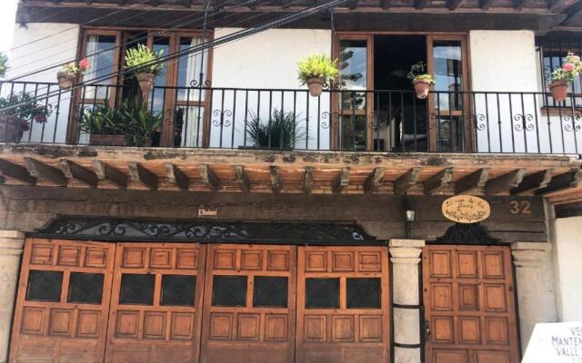 Rustic House With Excellent Finishes Very Comfortable