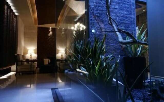 THE YORKER De'luxe Motel