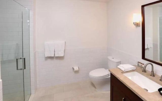 Platinum Vail Solaris 2 Bedroom Vacation Rental Set at the Base of the Mountain Just Steps From the Gondola