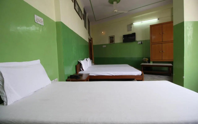 SPOT ON 38614 Shree Shyam Guest House